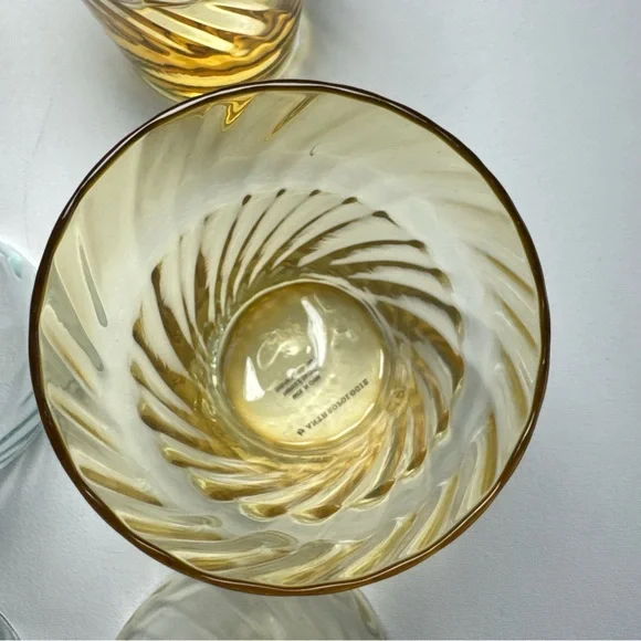 Set Of 6 ANTHROPOLOGIE Glasses 3 Green & 3 Amber Swirl Picnic Juice 3.75” EXC! - Picture 9 of 16